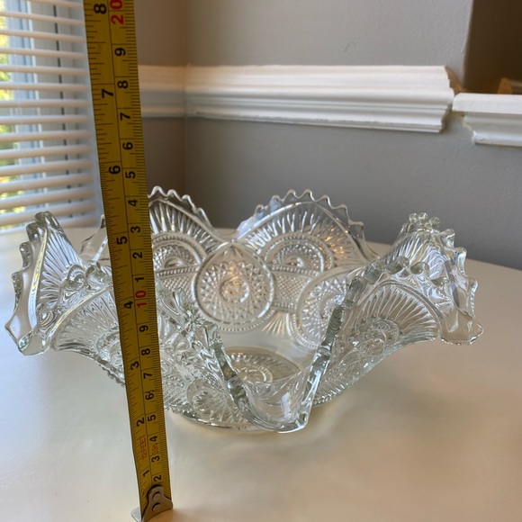 Twins Clear by IMPERIAL GLASS-OHIO 10" 
Ruffled Bowl - Picture 4 of 6